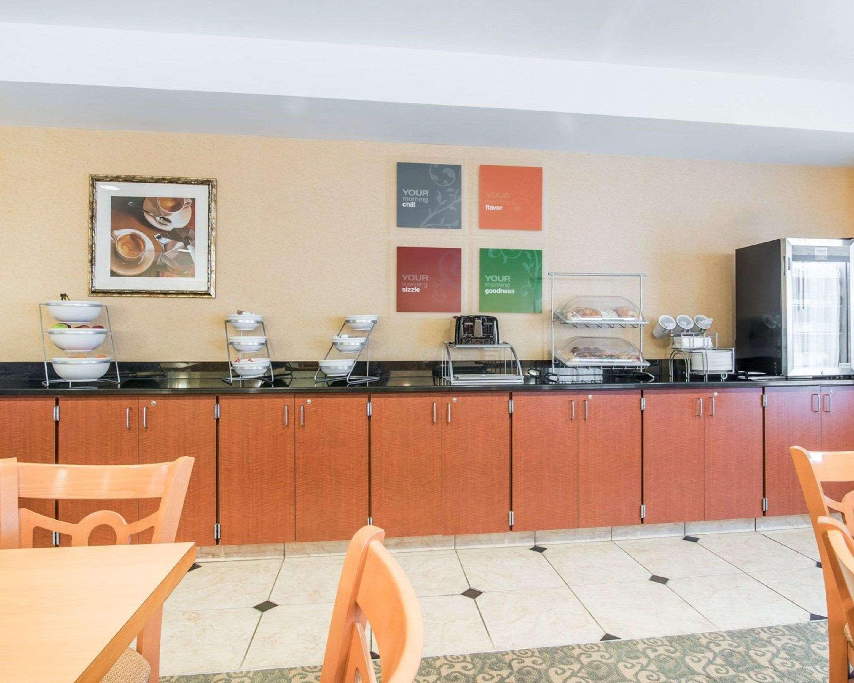 University Inn Vestal Zewnętrze zdjęcie