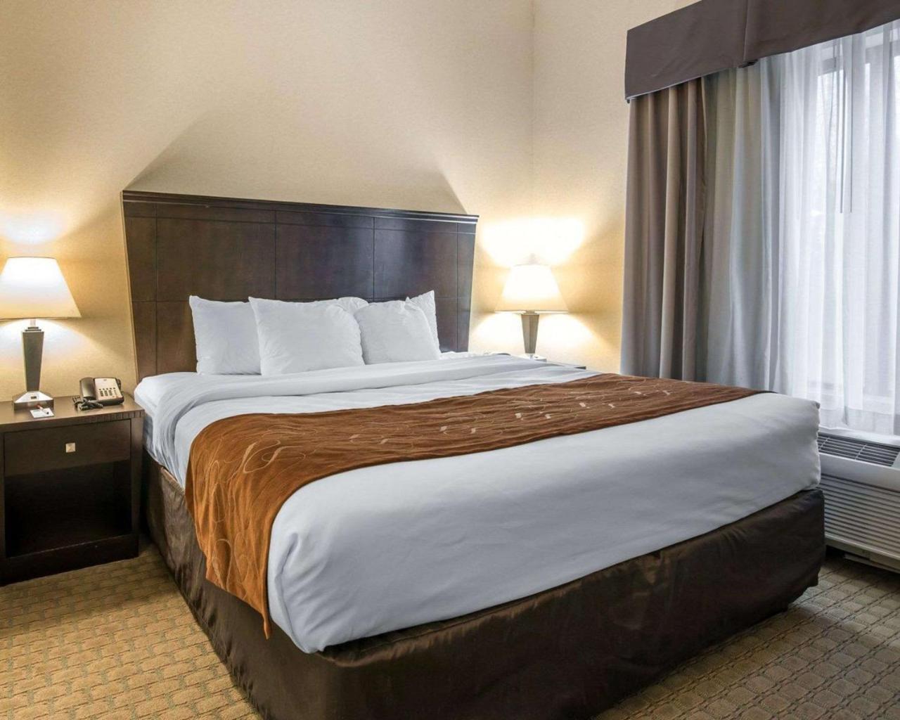 University Inn Vestal Zewnętrze zdjęcie